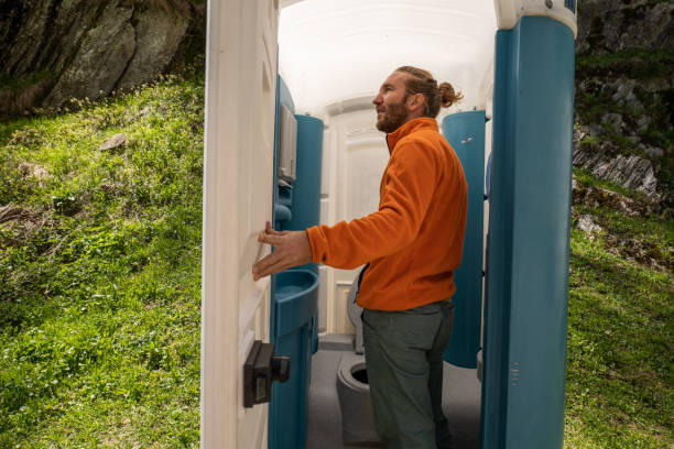 Best Porta potty rental near me  in Manana, HI