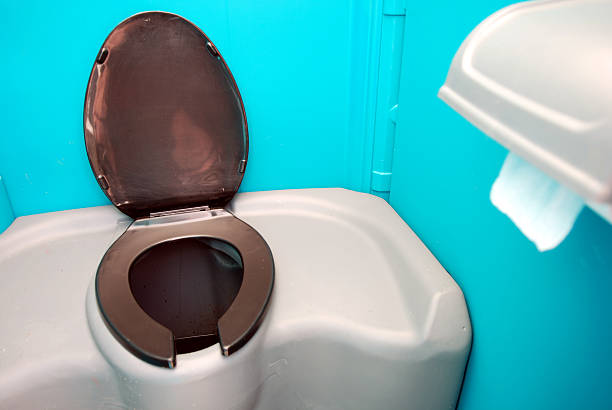 Portable Toilet Options We Offer in Mahinahina, HI